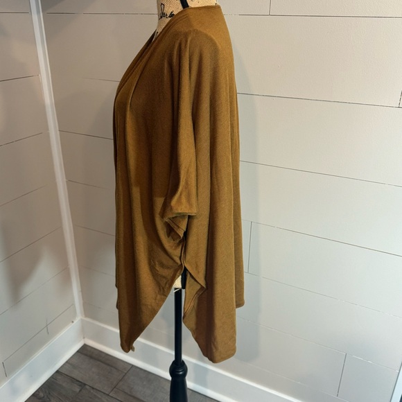 Brown Oversized Short Sleeve Knit Kimono  - One Size - Picture 2 of 7